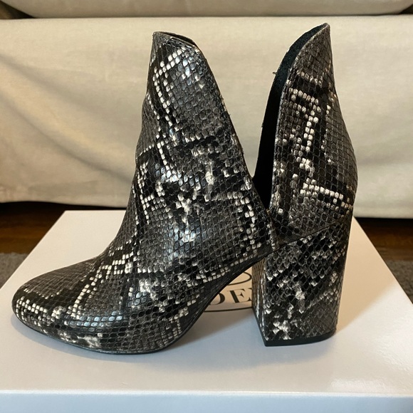 Steve Madden Rookie Grey Snake Booties - Picture 7 of 9